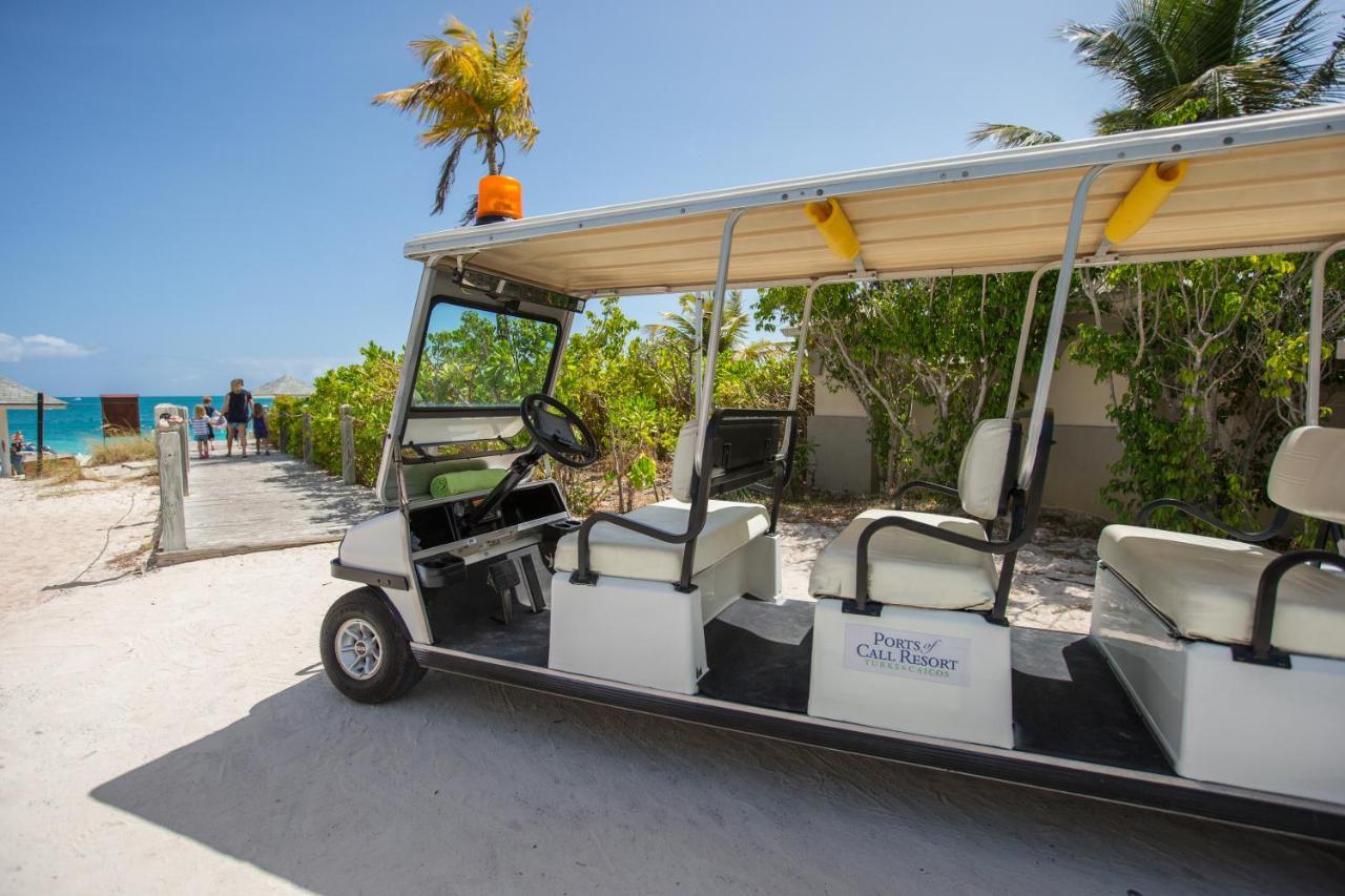 Ports Of Call Resort Grace Bay Buitenkant foto