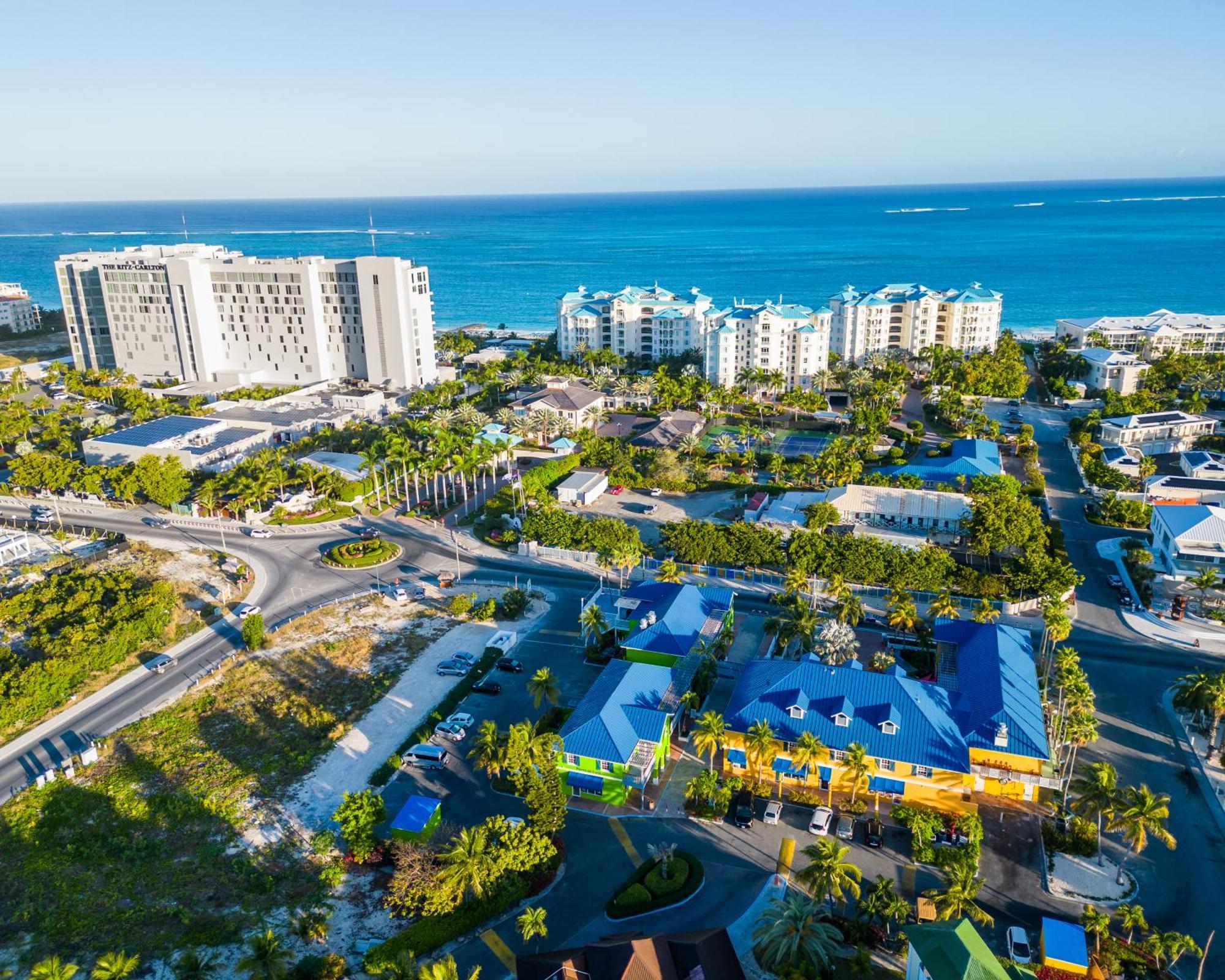 Ports Of Call Resort Grace Bay Buitenkant foto